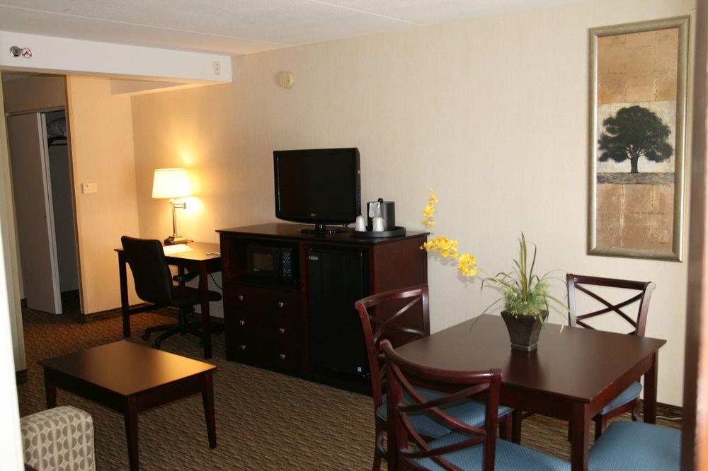 Fairfield Inn&Suites Springfield Enfield Exterior foto